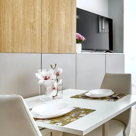 Joivy Old Milan Navigli Family Apartments Exterior photo