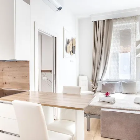 Joivy Old Milan Navigli Family Apartments Exterior photo